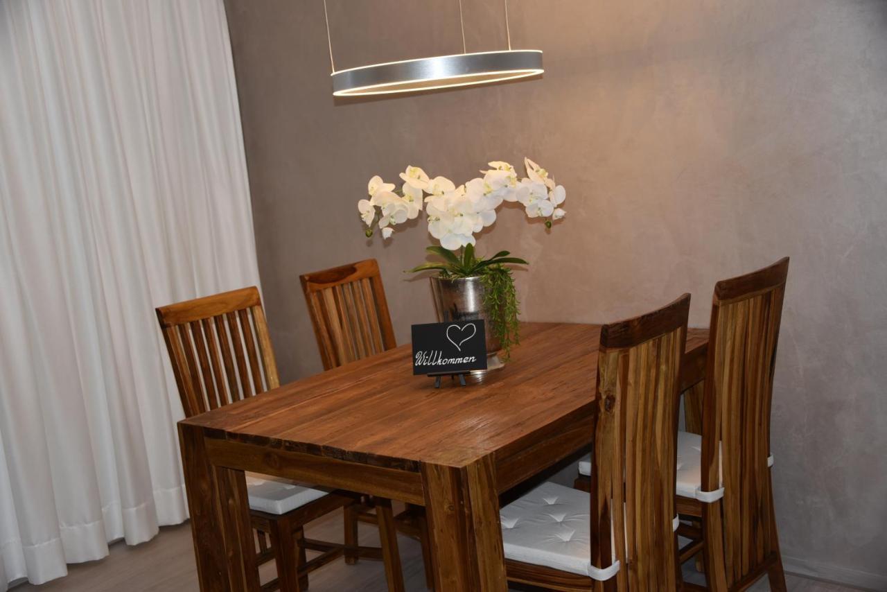 דירות לאיפהיים Antike & Modern Deluxe 2 Mit Terrasse מראה חיצוני תמונה